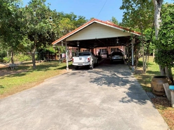 บ้านพร้อมที่ดินขนาดใหญ่ 1 ไร่ 3 งาน 97.9 ตารางวา (รวม 797.9 ตารางวา) ในตำบลจอหอ เมืองนครราชสีมา ราคา 15,000,000 บาท