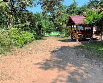 บ้านพร้อมที่ดินขนาดใหญ่ 1 ไร่ 3 งาน 97.9 ตารางวา (รวม 797.9 ตารางวา) ในตำบลจอหอ เมืองนครราชสีมา ราคา 15,000,000 บาท