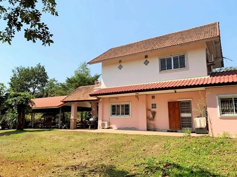 บ้านพร้อมที่ดินขนาดใหญ่ 1 ไร่ 3 งาน 97.9 ตารางวา (รวม 797.9 ตารางวา) ในตำบลจอหอ เมืองนครราชสีมา ราคา 15,000,000 บาท