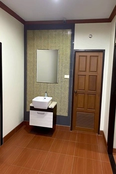 โฮมออฟฟิศ 3 ชั้น (รวมชั้นดาดฟ้า) เนื้อที่ 82 ตารางวา อ.บ้านบึง จ.ชลบุรี ราคา 15,500,000 บาท