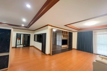 โฮมออฟฟิศ 3 ชั้น (รวมชั้นดาดฟ้า) เนื้อที่ 82 ตารางวา อ.บ้านบึง จ.ชลบุรี ราคา 15,500,000 บาท