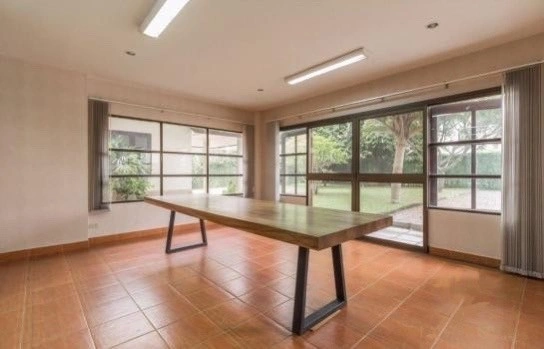 ให้เช่าบ้านเดี่ยว2ชั้นพหลโยธินใกล้เมเจอร์ รัชโยธินใกล้  BTS เสนานิคมพื้นที่ 200ตรวใช้สอย 280 ตรม3ห้องนอน6ห้องน้ำ 4  แอร์