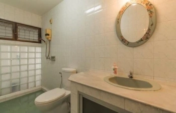 ให้เช่าบ้านเดี่ยว2ชั้นพหลโยธินใกล้เมเจอร์ รัชโยธินใกล้  BTS เสนานิคมพื้นที่ 200ตรวใช้สอย 280 ตรม3ห้องนอน6ห้องน้ำ 4  แอร์