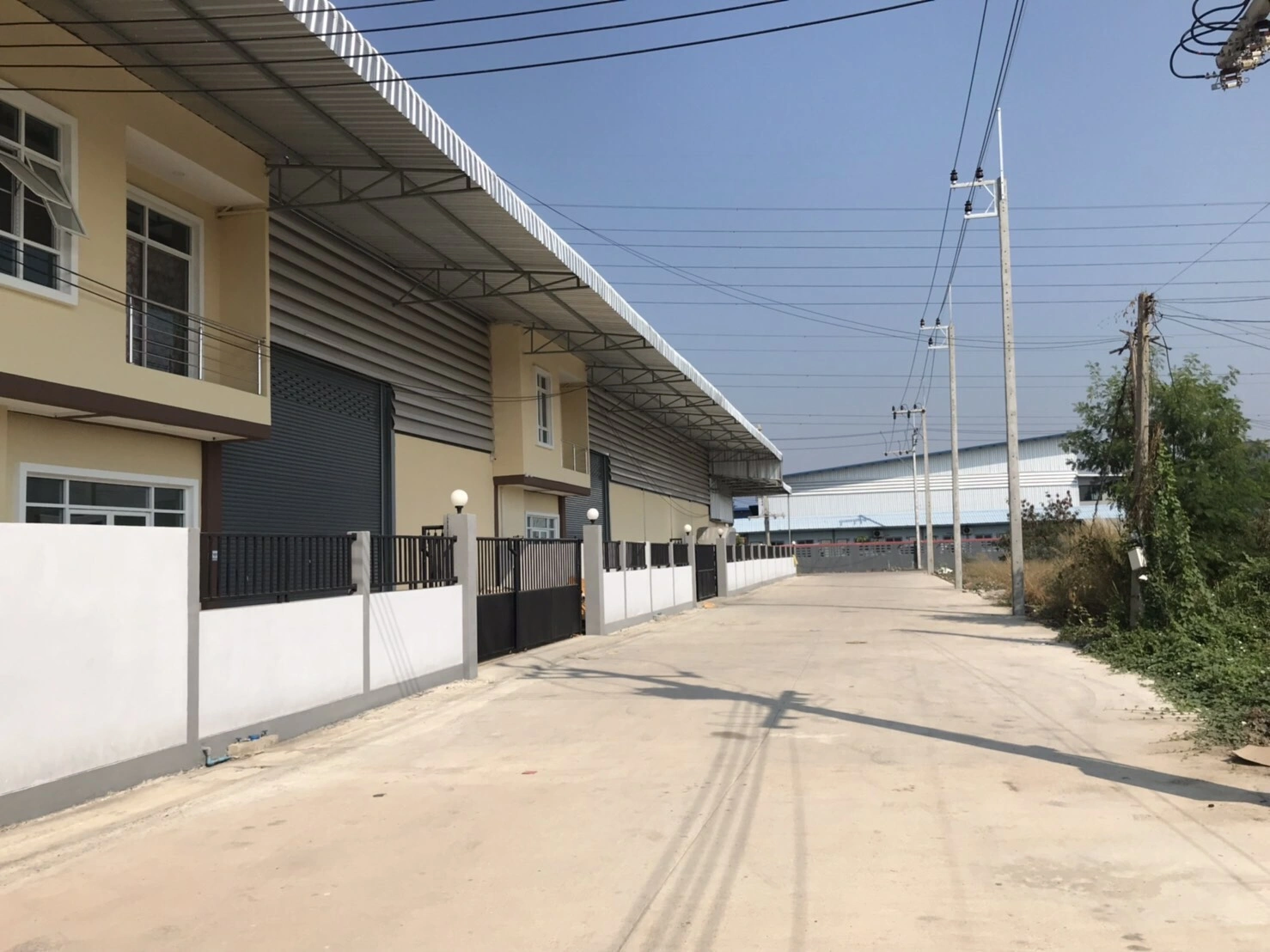 ขาย/ให้เช่า โกดัง โรงงานขนาด 160 ตร.ว. 1ไร่ พร้อมออฟฟิศ 2 ชั้น ตำบลนาดี เมืองสมุทรสาคร