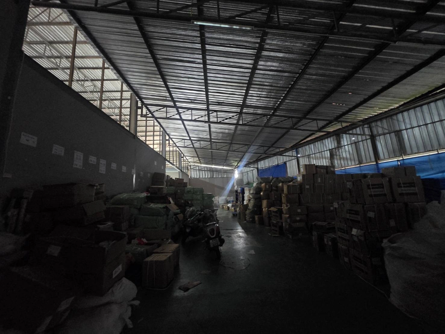 ขาย/ให้เช่า โกดัง โรงงานขนาด 160 ตร.ว. 1ไร่ พร้อมออฟฟิศ 2 ชั้น ตำบลนาดี เมืองสมุทรสาคร