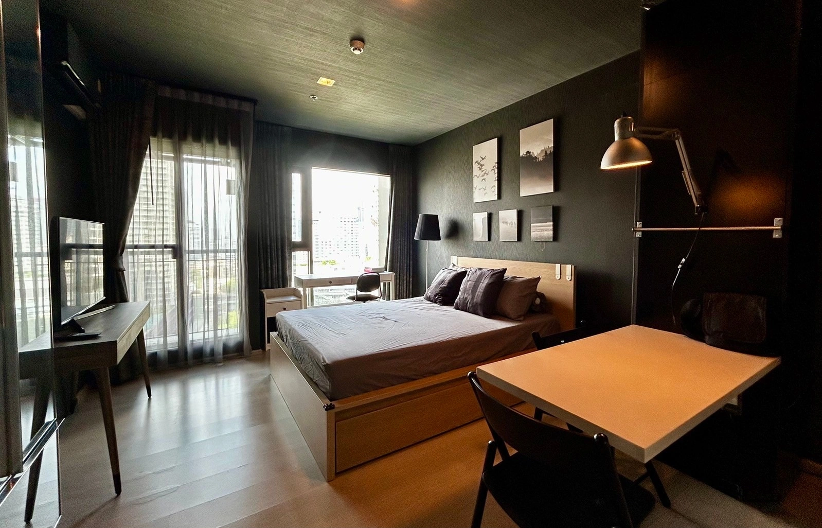 ขาย Rhythm Sukhumvit 36–38 { Mid Night Theme decoration }