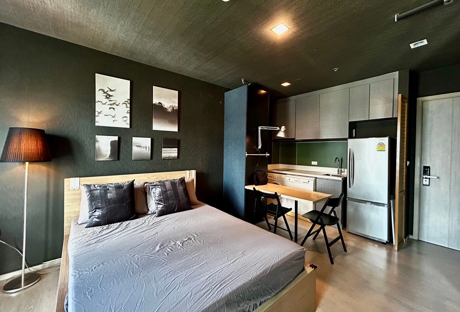 ขาย Rhythm Sukhumvit 36–38 { Mid Night Theme decoration }