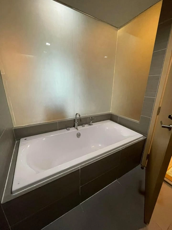 Siri at Sukhumvit 2 นอน 2 น้ำ Corner room