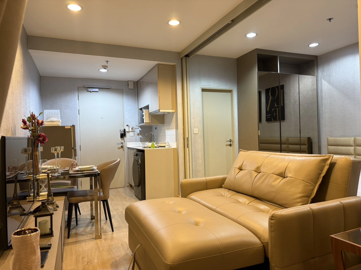 IDEO Q Ratchathewi {Fully Furnished}