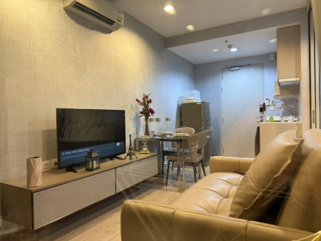 IDEO Q Ratchathewi {Fully Furnished}