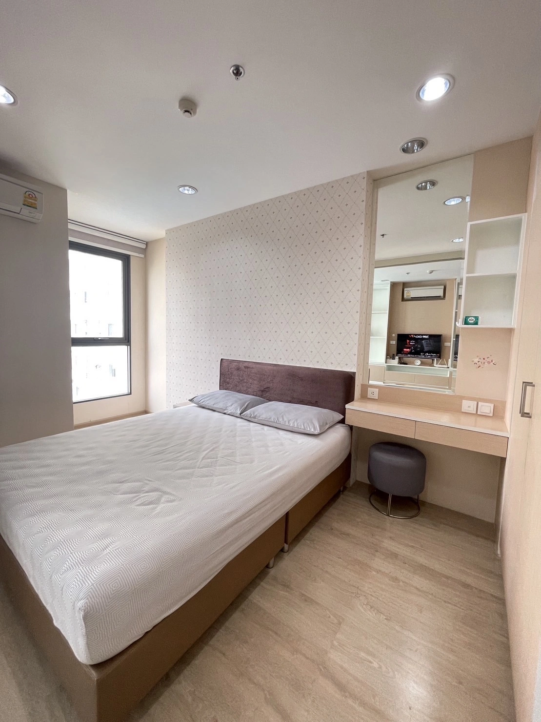 ขายคอนโดหรู ใจกลางเมือง โครงการ Ideo Q Ratchathewi | ใกล้ BTS ราชเทวี