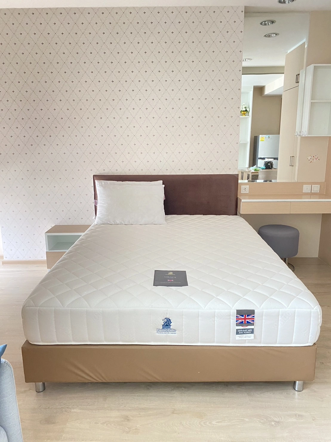 ขายคอนโดหรู ใจกลางเมือง โครงการ Ideo Q Ratchathewi | ใกล้ BTS ราชเทวี