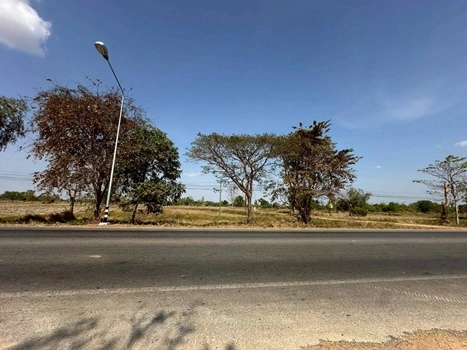 ขายที่ดินเปล่า พื้นที่ 23-3-19 ไร่ ถนนเจนจบทิศ ( ทางหลวง 2440 เมืองพล-หนองสองห้อง) ตำบลหนองเม็ก อำเภอหนองสองห้อง จังหวัดขอนแก่น ราคาขาย 35,696,256 บาท