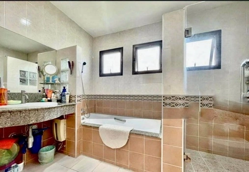 บ้านกรองทอง ศรีนครินทร์ บ้านเดี่ยว 2 ชั้น หลังริม ซ.ศรีนครินทร์ 51 ถ.ศรีนครินทร์ แขวงหนองบอน เขตประเวศ กรุงเทพฯ ราคา 18,900,000 บาท