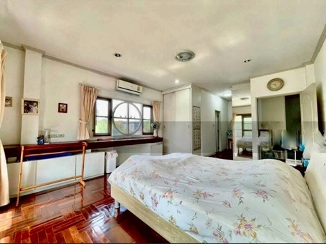 บ้านกรองทอง ศรีนครินทร์ บ้านเดี่ยว 2 ชั้น หลังริม ซ.ศรีนครินทร์ 51 ถ.ศรีนครินทร์ แขวงหนองบอน เขตประเวศ กรุงเทพฯ ราคา 18,900,000 บาท