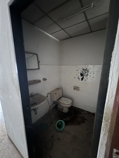 🧨 ถูกเหมือนได้เปล่า! ทาวน์เฮ้าส์ 3 ชั้น พื้นที่เยอะ จอดรถ 2 คัน 🚗 ม.อมรชัย 3 ซอย 7 เพียง 1.65 ลบ. 🔥 เจ้าของใจดี ฟรีโอนทุกบาท!