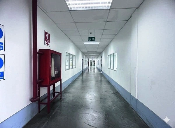 ขายโรงงานพื้นที่สีม่วงในนิคมนำไกร ลาดกระบังเนื้อที่4 ไร่  พื้นที่ใช้สอย 6,528 ตรม อาคารสำนักงาน 3 ชั้น คลังสินค้า ไลน์ผลิต มีใบ รง.4