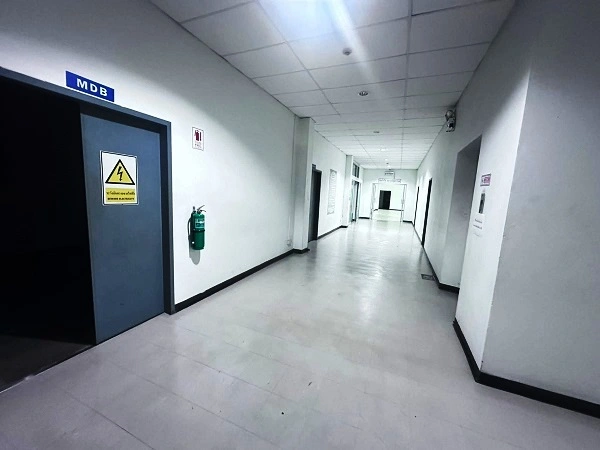 ขายโรงงานพื้นที่สีม่วงในนิคมนำไกร ลาดกระบังเนื้อที่4 ไร่  พื้นที่ใช้สอย 6,528 ตรม อาคารสำนักงาน 3 ชั้น คลังสินค้า ไลน์ผลิต มีใบ รง.4