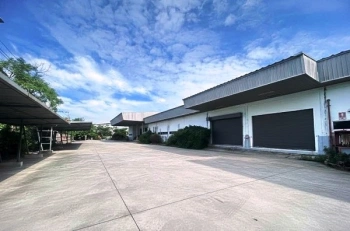 ขายโรงงานพื้นที่สีม่วงในนิคมนำไกร ลาดกระบังเนื้อที่4 ไร่  พื้นที่ใช้สอย 6,528 ตรม อาคารสำนักงาน 3 ชั้น คลังสินค้า ไลน์ผลิต มีใบ รง.4