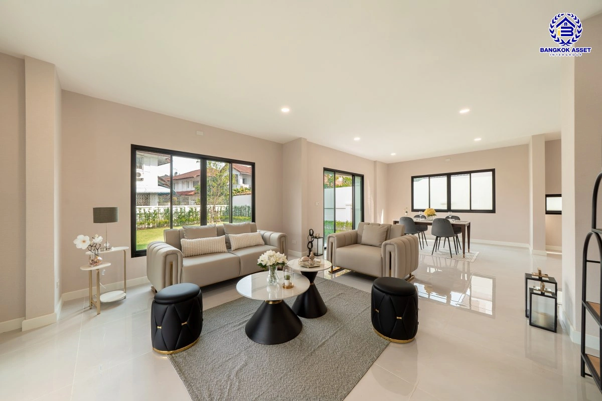 บ้านรีโนเวทใหม่ คุณภาพแบรนด์ LH โครงการ ชลลดา บางบัวทอง ฟังก์ชันจัดเต็ม 4 ห้องนอน 4 ห้องน้ำ จอดรถได้ 3 คัน บนเนื้อที่ 156 ตร.ว. พื้นที่ใช้สอย 337.69 ตร.ม. พร้อม Facilities ครบ บนทำเลคุณภาพ เชื่อมต่อได้หลายเส้นทาง ใกล้เซ็นทรัลเวสต์เกต และรถไฟฟ้าสายสีม่วง "สถานีบางพลู"