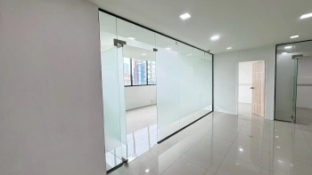 สำนักงานให้เช่า 100-300 ตร.ม.  ทางด่วนขั้น2 แค่ปากซอย เดินถึง Lotus ย่านพระราม 3 สิ่งอำนวยความสะดวกพร้อม จดทะเบียนบริษัทได้