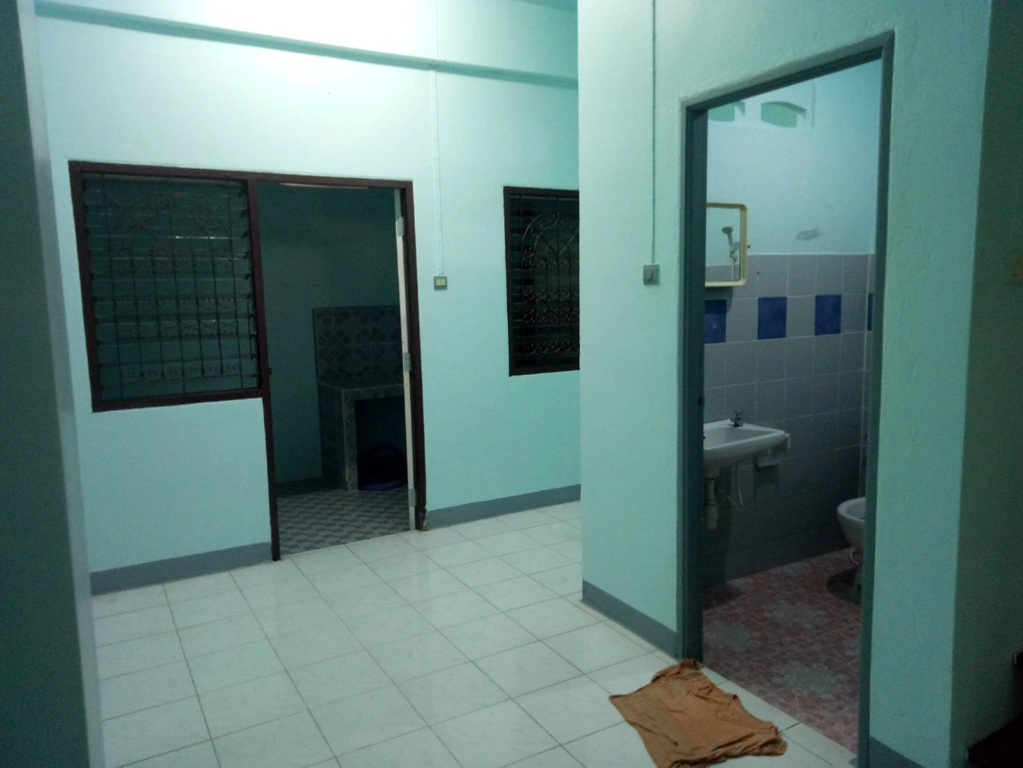 ขายบ้านทาวเฮ้าส์ 2 ชั้น 2 นอน 2 น้ำ เจริญพัฒนา ซ.7