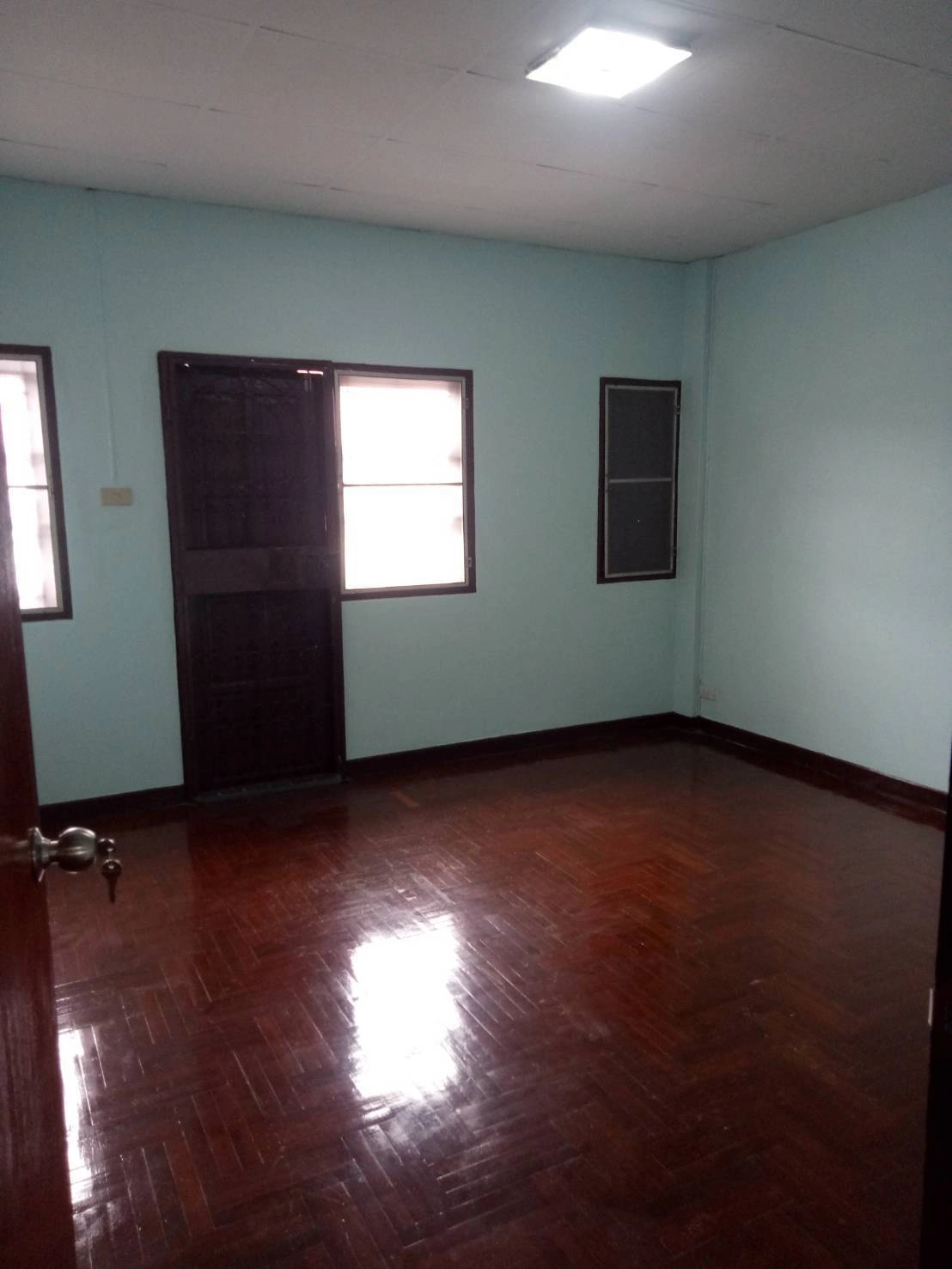 ขายบ้านทาวเฮ้าส์ 2 ชั้น 2 นอน 2 น้ำ เจริญพัฒนา ซ.7