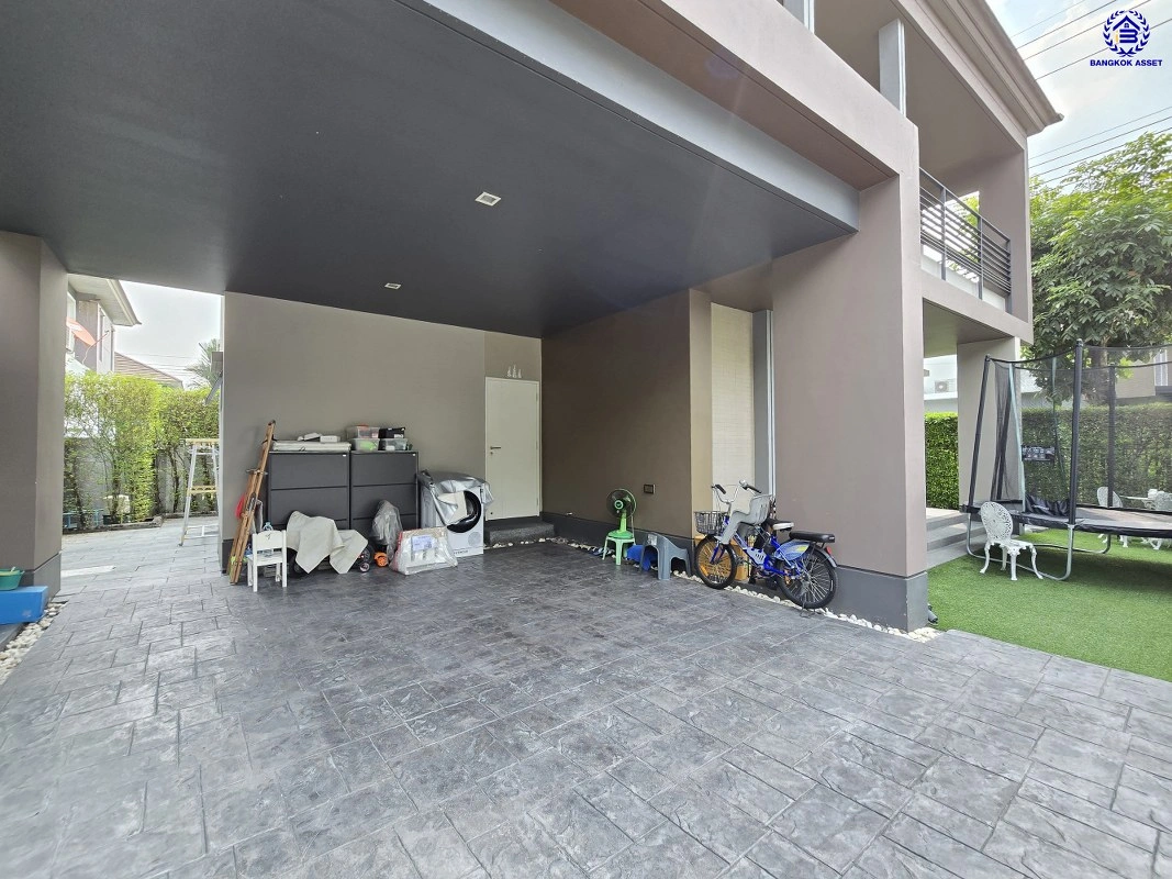 บ้านเดี่ยวมือสองนนทบุรี โครงการ ชวนชื่นแกรนด์ ราชพฤกษ์-พระราม5 บนเนื้อที่ 51.5 ตร.ว. พื้นที่ใช้สอ 150 ตร.ว. ฟังก์ชัน 3 ห้องนอน 3 ห้องน้ำ 2 ที่จอดรถ บนทำเลศักยภาพติดถนนนครอินทร์ เชื่อมต่อสะดวกสบายสู่ ถนนราชพฤกษ์ ,ถนนติวานนท์ และวงเวียนพระรามห้า ใกล้ MRT สายสีม่วง สถานีแยกติวานนท์