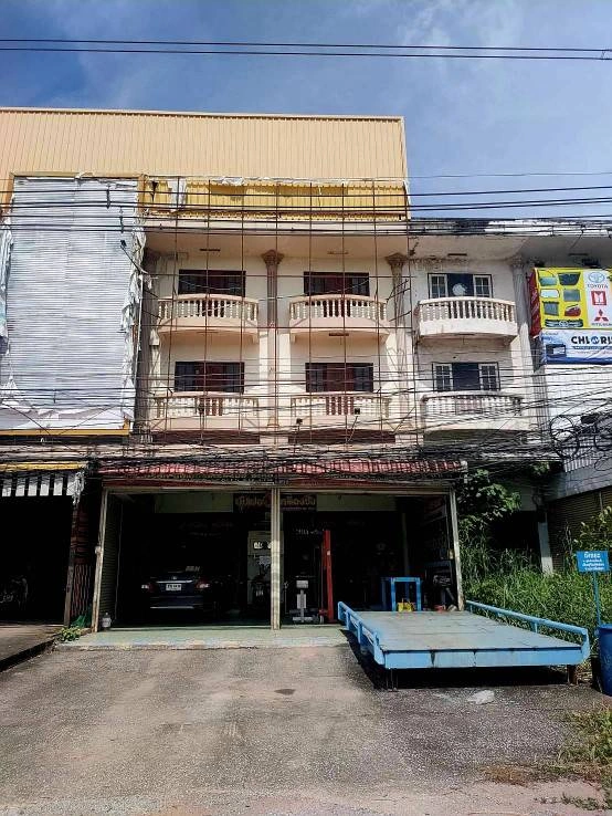 อาคารพาณิชย์ 2 คูหา 3.5 ชั้น มีดาดฟ้า อุดรธานี