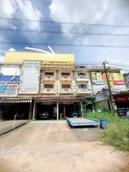 อาคารพาณิชย์ 2 คูหา 3.5 ชั้น มีดาดฟ้า อุดรธานี