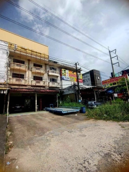 อาคารพาณิชย์ 2 คูหา 3.5 ชั้น มีดาดฟ้า อุดรธานี