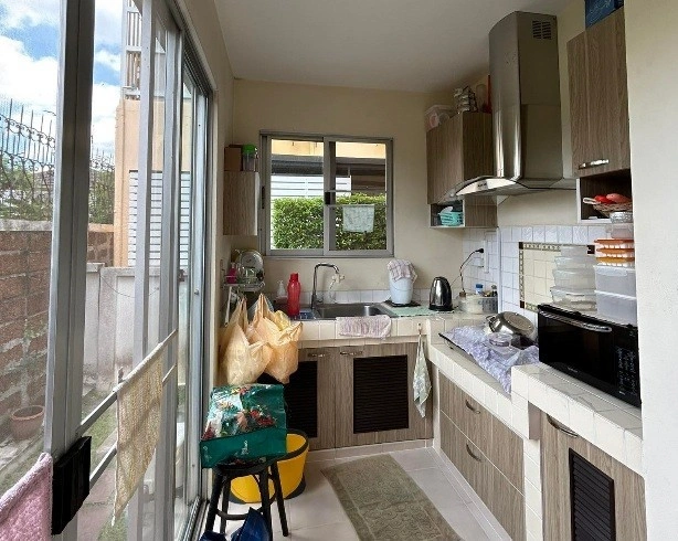 🏡 ขายบ้านเดี่ยว 2 ชั้น พร้อมอยู่ – คุ้มค่าเกินราคา ใกล้แอร์พอร์ตลิ้งลาดกระบัง / รถไฟฟ้าสายสีชมพู (สถานีมีนบุรี)