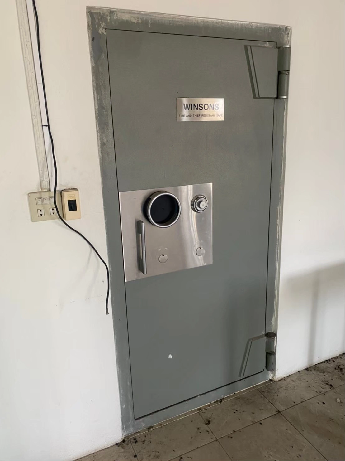 ตึกพาณิชย์ 3 ชั้น ห้องมุมสำหรับค้าขาย