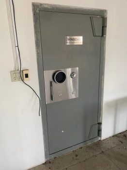 ตึกพาณิชย์ 3 ชั้น ห้องมุมสำหรับค้าขาย