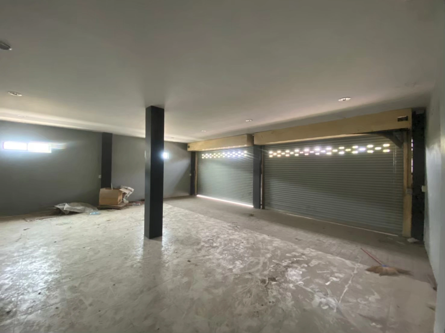 อาคารพาณิชย์4 ชั้น ติดถนนใหญ่ แม่กลอง อัมพวา