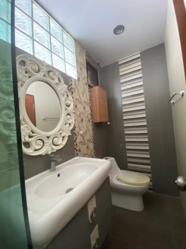 อาคารพาณิชย์4 ชั้น ติดถนนใหญ่ แม่กลอง อัมพวา