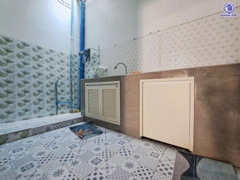 บ้านมือสอง โครงการ ซอยกำนันแม้น28 เนื้อที่ 16 ตร.ว. ฟังก์ชัน 3 ห้องนอน 2 ห้องน้ำ จอดรถได้ 1 คัน ตั้งบนทำเลดี เชื่อมต่อหลายเส้นทาง ทั้งถนนกัลปพฤกษ์, ถนนเอกชัย ใกล้รถไฟฟ้าสายสีเขียว "สถานีวุฒากาศ", ทางด่วน "ฉลองรัช"