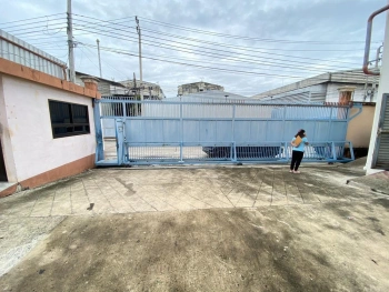 โรงงาน/โกดังพร้อมสำนักงาน (ให้เช่า)  โซนพระประแดง สมุทรปราการ  พื้นที่สีม่วง ขอใบอนุญาตโรงงานได้ เดินทางสะดวก ใกล้ตัวเมืองและแหล่งที่พักอาศัย