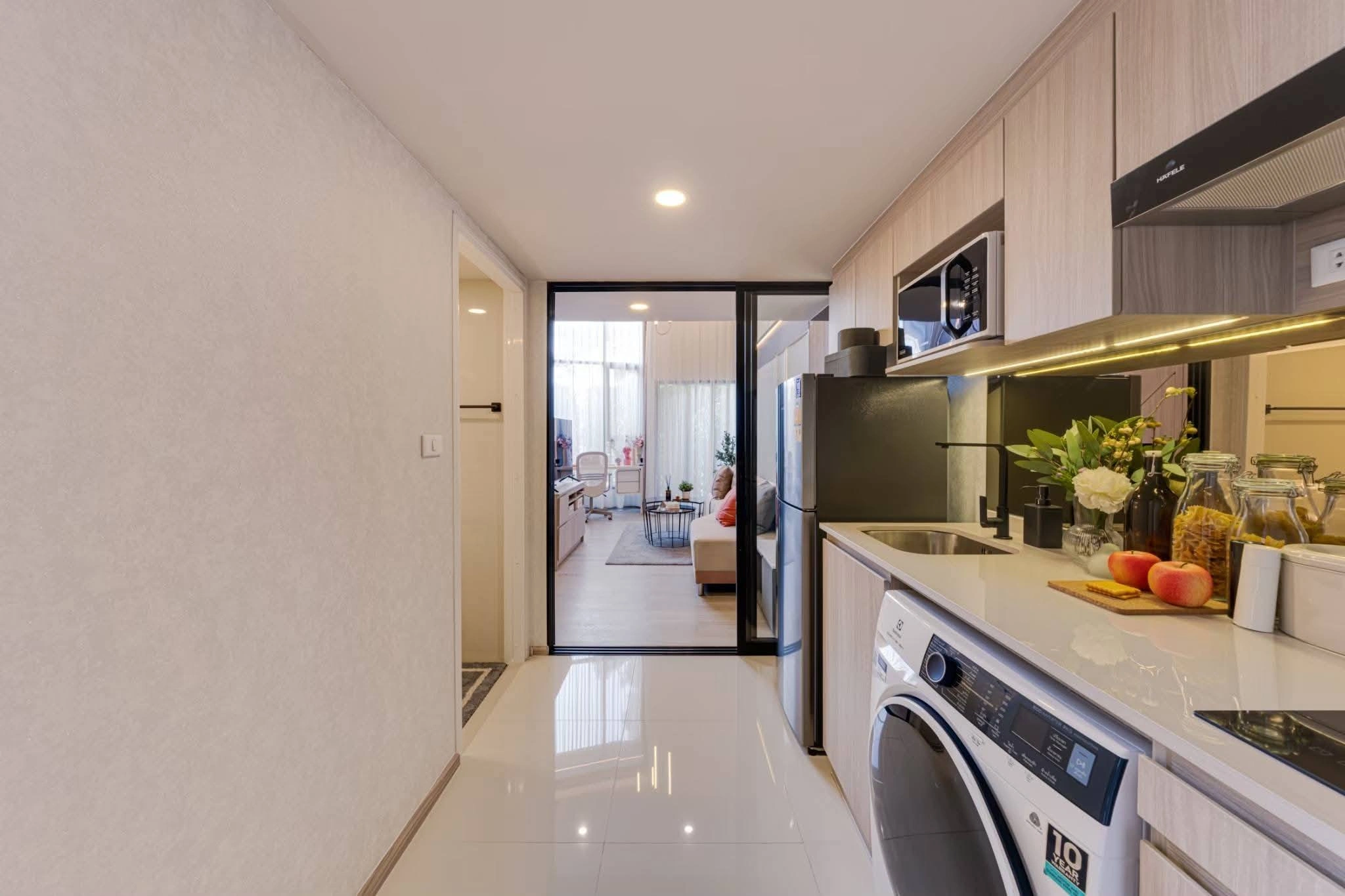 ขายดาวน์ Origin Place Phetkasem ติด MRT ภาษีเจริญ 0 เมตร มี 2 ห้อง ชั้น 5 และชั้น 22 เจ้าของขายเอง (รับเอเจ้น)