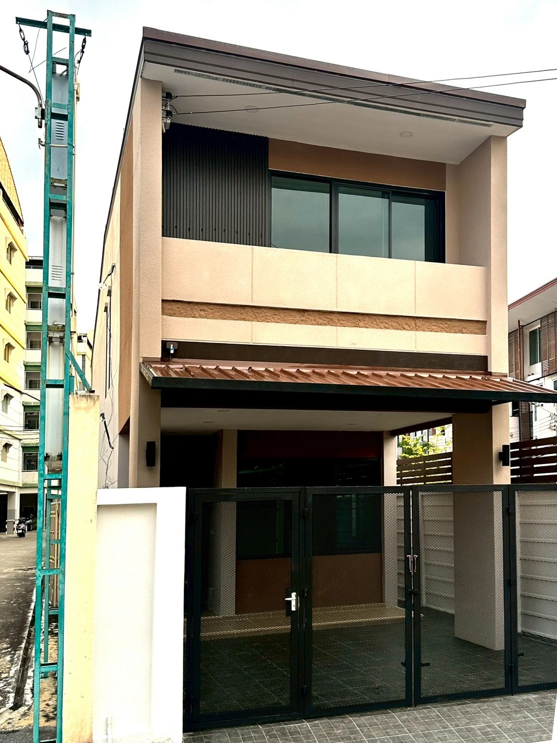 ขายบ้านเดี่ยว 2 ชั้น สร้างใหม่ ทำเลทองแจ้งวัฒนะ-ปากเกร็ด เดินไปห้างได้ ใกล้รถไฟฟ้า