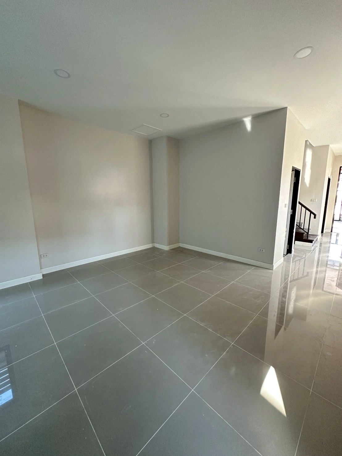 ขายบ้านเดี่ยว 2 ชั้น สร้างใหม่ ทำเลทองแจ้งวัฒนะ-ปากเกร็ด เดินไปห้างได้ ใกล้รถไฟฟ้า