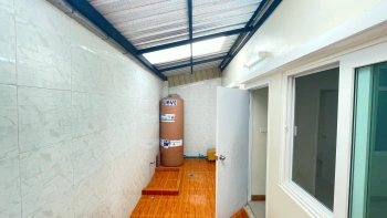 บ้าน 2 ชั้น หมู่บ้านโกลเด้นทาวน์ พระราม 2 สมุทรสาคร 4ห้องนอน 3ห้องน้ำ 2จอดรถ ต่อเติมครัวและหน้าบ้าน