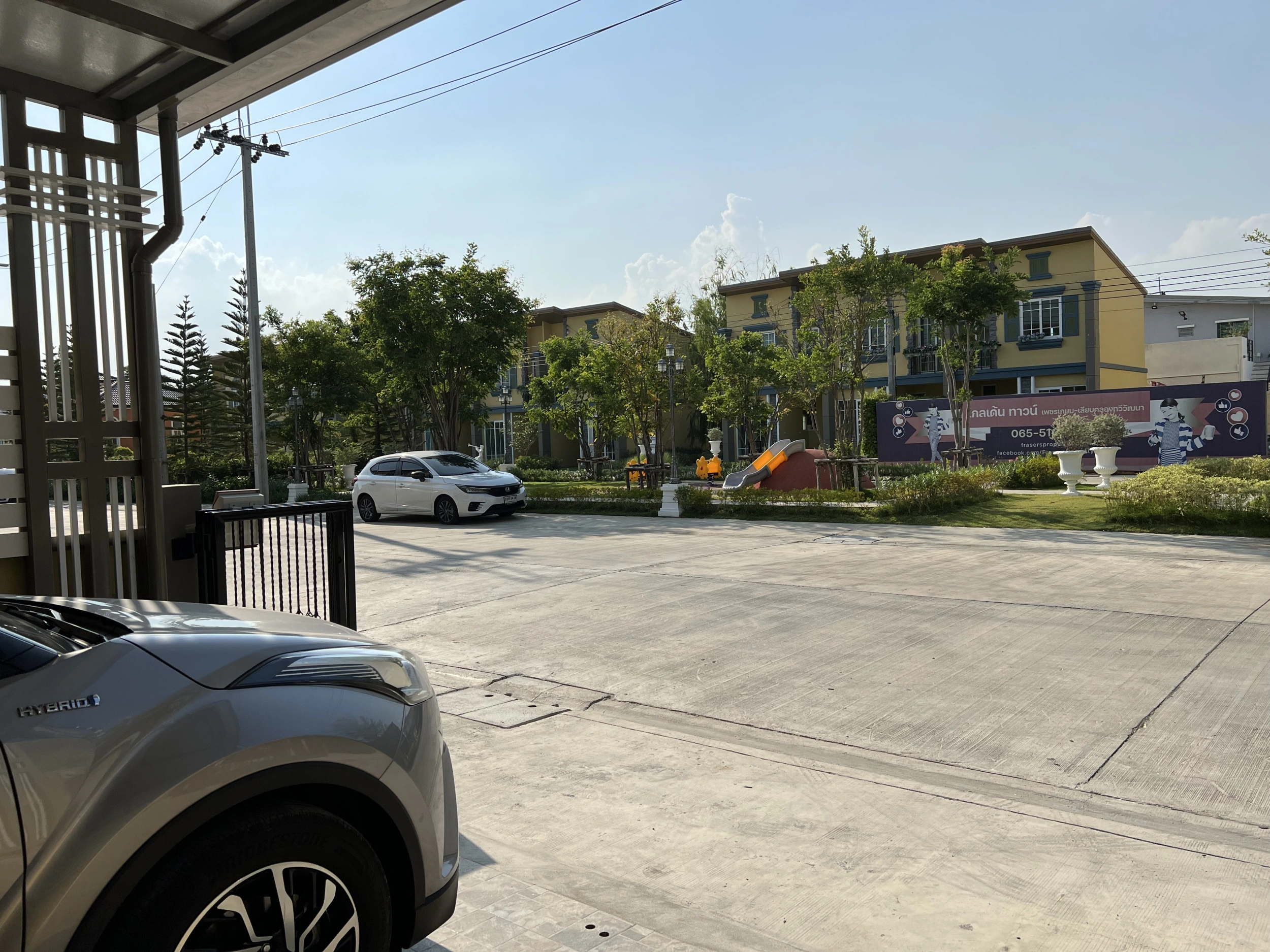 ขาย/ให้เช่า ต่อเติมตกแต่งพร้อมอยู่ บ้านหลังมุม แปลงหน้าสวน