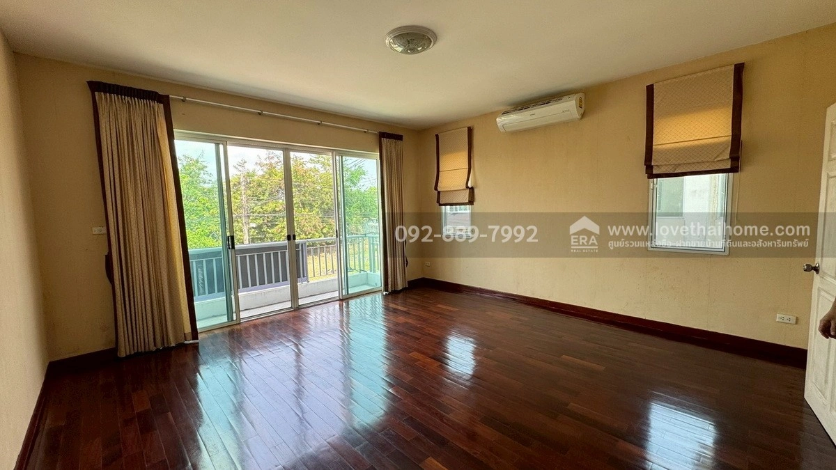 ขายบ้านเดี่ยว 2 ชั้น หมู่บ้านสารินซิตี้ วงตะวัน ถนนพระราม2 ซอยเจษฎาวิถี พื้นที่ 109.9 ตรว. ขายเพียง 4.9 ล้านบาท ราคานี้ถูกที่สุดในโครงการแล้ว ใกล้เซ็นทรัล มหาชัย