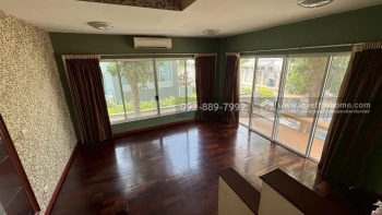 ขายบ้านเดี่ยว 2 ชั้น หมู่บ้านสารินซิตี้ วงตะวัน ถนนพระราม2 ซอยเจษฎาวิถี พื้นที่ 109.9 ตรว. ขายเพียง 4.9 ล้านบาท ราคานี้ถูกที่สุดในโครงการแล้ว ใกล้เซ็นทรัล มหาชัย