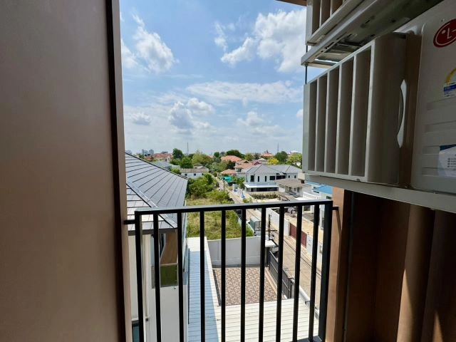 CM04413 ขายดาวน์ คอนโด เวย์ ชินเขต  Vay Chinnakhet คอนโดมิเนียม ซอยงามวงศ์วาน 47 แยก 31