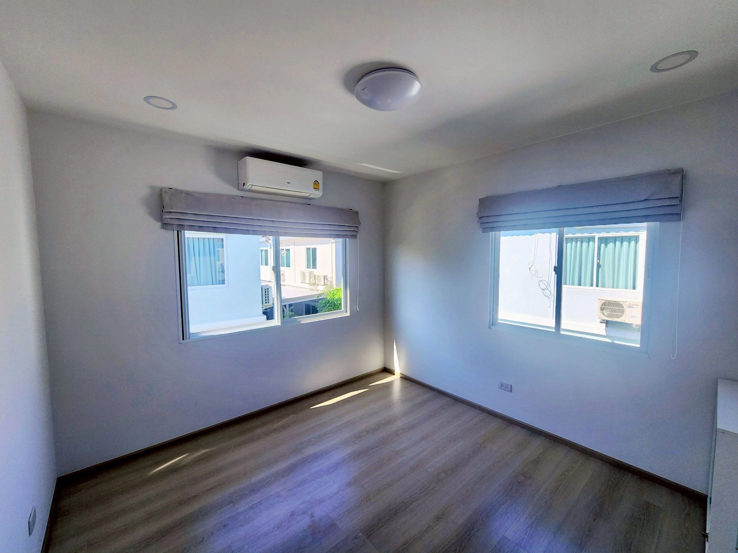 ขายบ้านแฝด 2 ชั้น โครงการวิลลาจจิโอ ประชาอุทิศ 90 บ้านสวยราคาดี ขายขาดทุน ต่ำกว่าซื้อจากโครงการ!