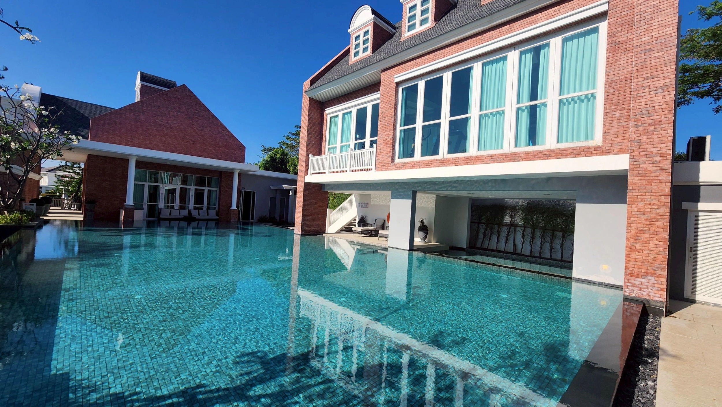 ขายบ้านแฝด 2 ชั้น โครงการวิลลาจจิโอ ประชาอุทิศ 90 บ้านสวยราคาดี ขายขาดทุน ต่ำกว่าซื้อจากโครงการ!