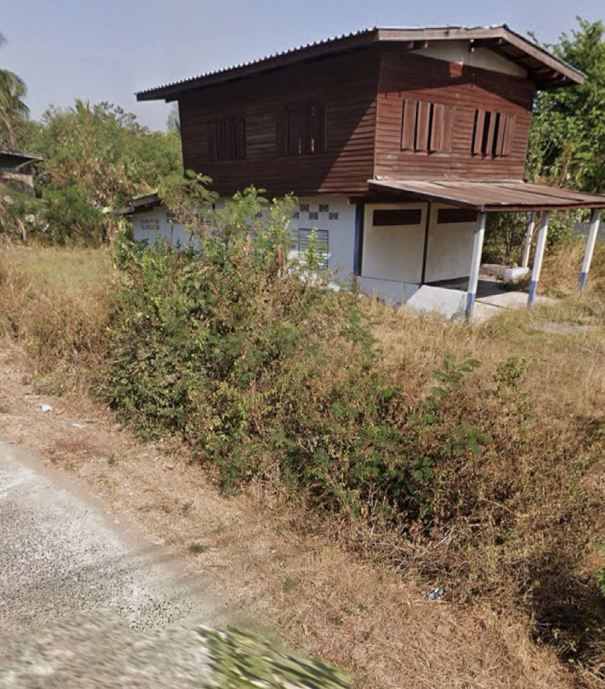 ที่ดินพร้อมบ้าน ติดถนน อำเภอเมือง จังหวัดสุรินทร์