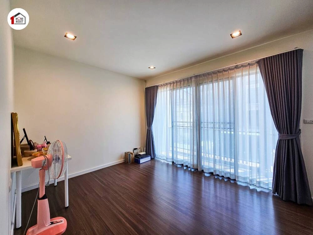 ขาย ทาวน์โฮม 3 ชั้น ทาวน์ อเวนิว เมิร์จ รัตนาธิเบศร์ ตำแหน่งดีใกล้คลับเฮาส์ คุ้มที่สุดในโครงการ ใกล้ MRT เพียง 700 ม.